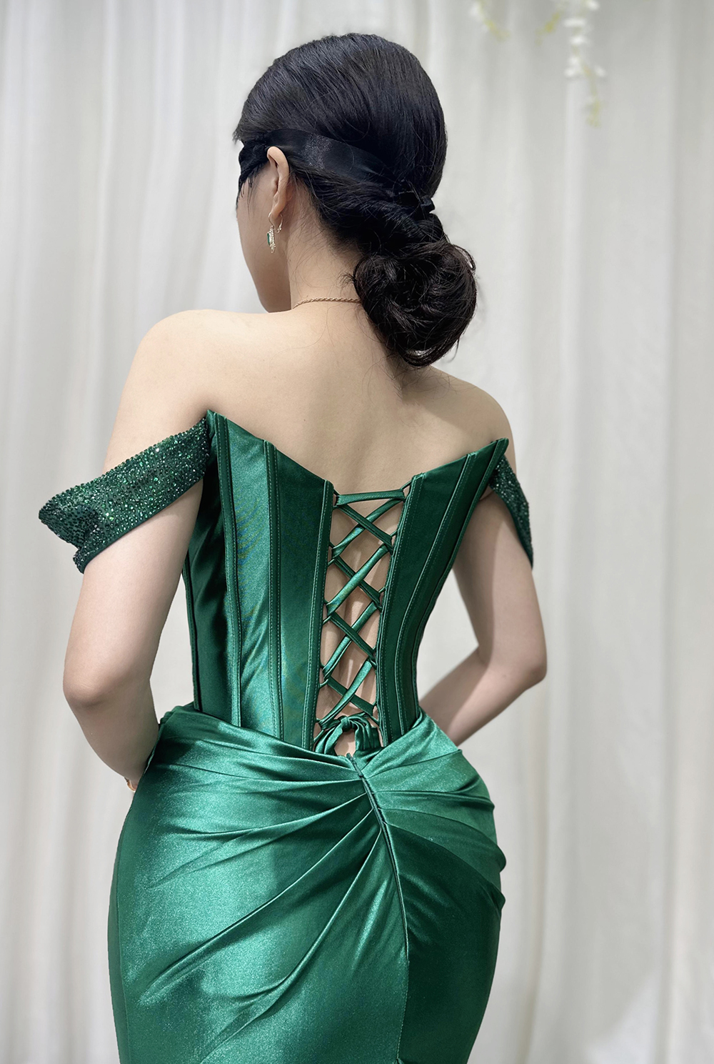 Green Off-Shoulder Satin Mermaid Evening Dress with High Slit and Train - Formal Party Gown YY02 - Image 6