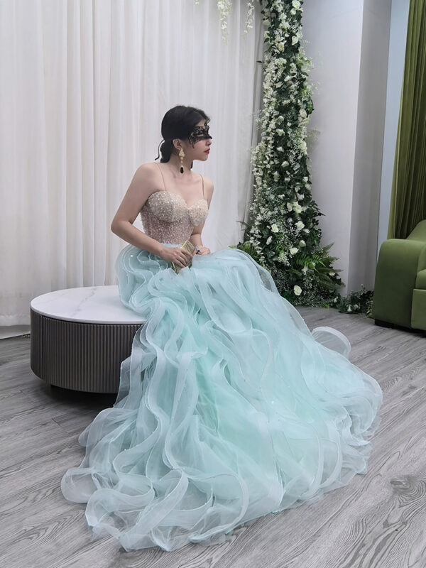 Mint green organza evening gown for women, luxury formal dress for Saudi wedding guest