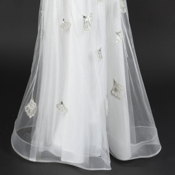 Vintage-Inspired White Beaded Evening Gown with Half Sleeves - Art Deco Style Embellished Formal Dress for Roaring 20s Gala, Wedding & Luxury Events