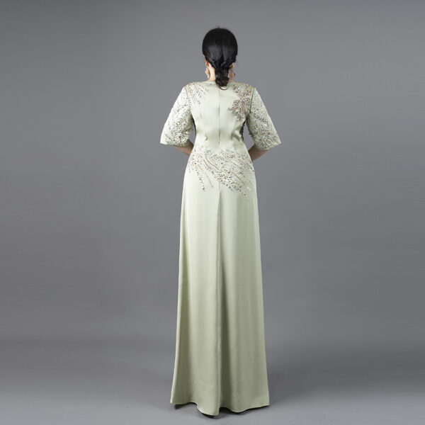 Mint Green Evening Gown with Hand-Beaded Embroidery – Elegant Formal Dress