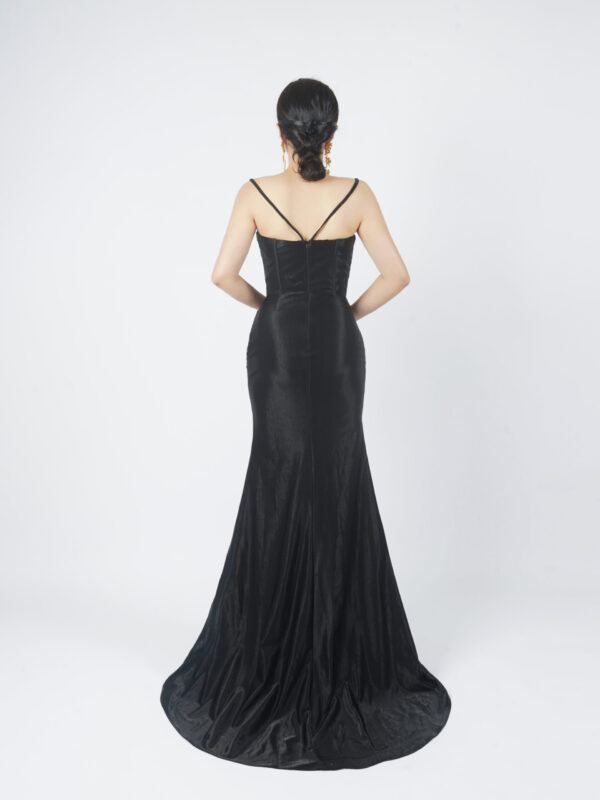 Black beaded prom dress with V-neck straps, elegant mermaid formal gown with slit for women