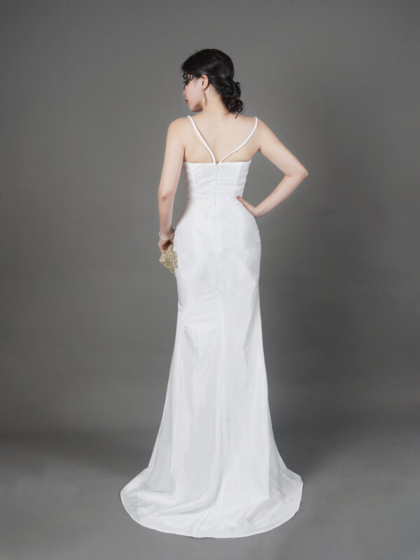 White beaded prom dress with V-neck straps, elegant mermaid formal gown with slit for women